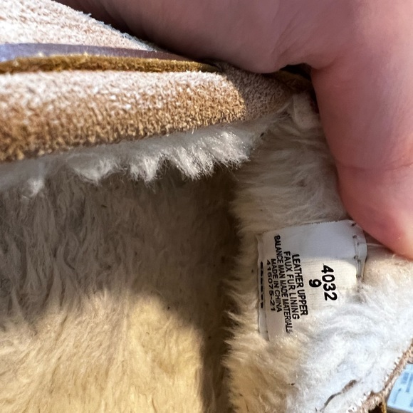 Minnetonka Light Brown Moccasins - Picture 3 of 4